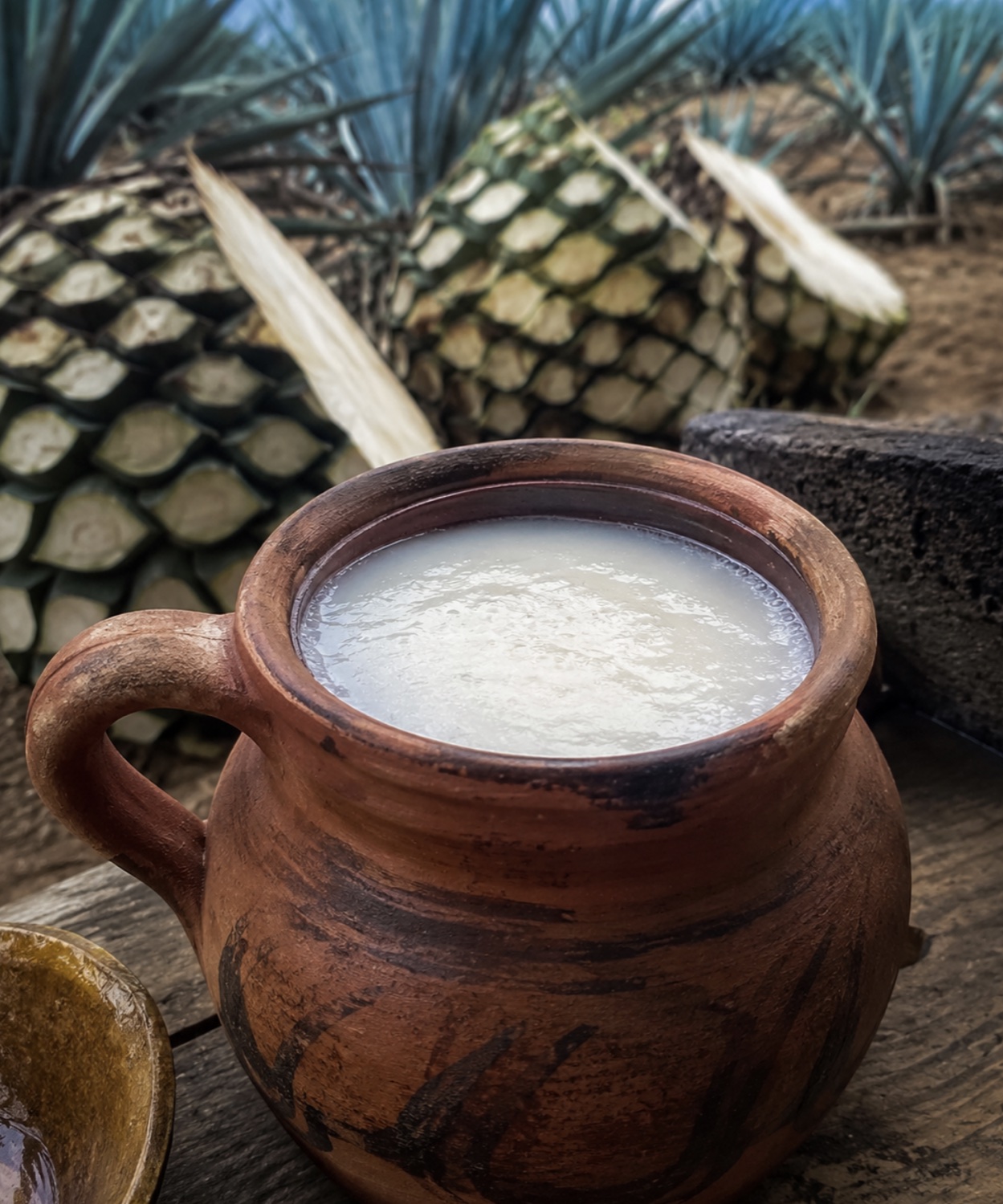 Fresh estate-produced pulque